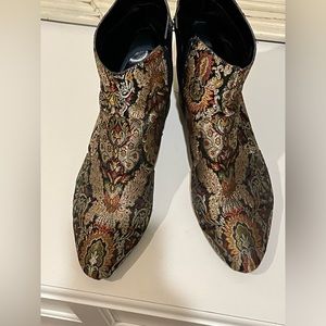 Unisa brocade booties